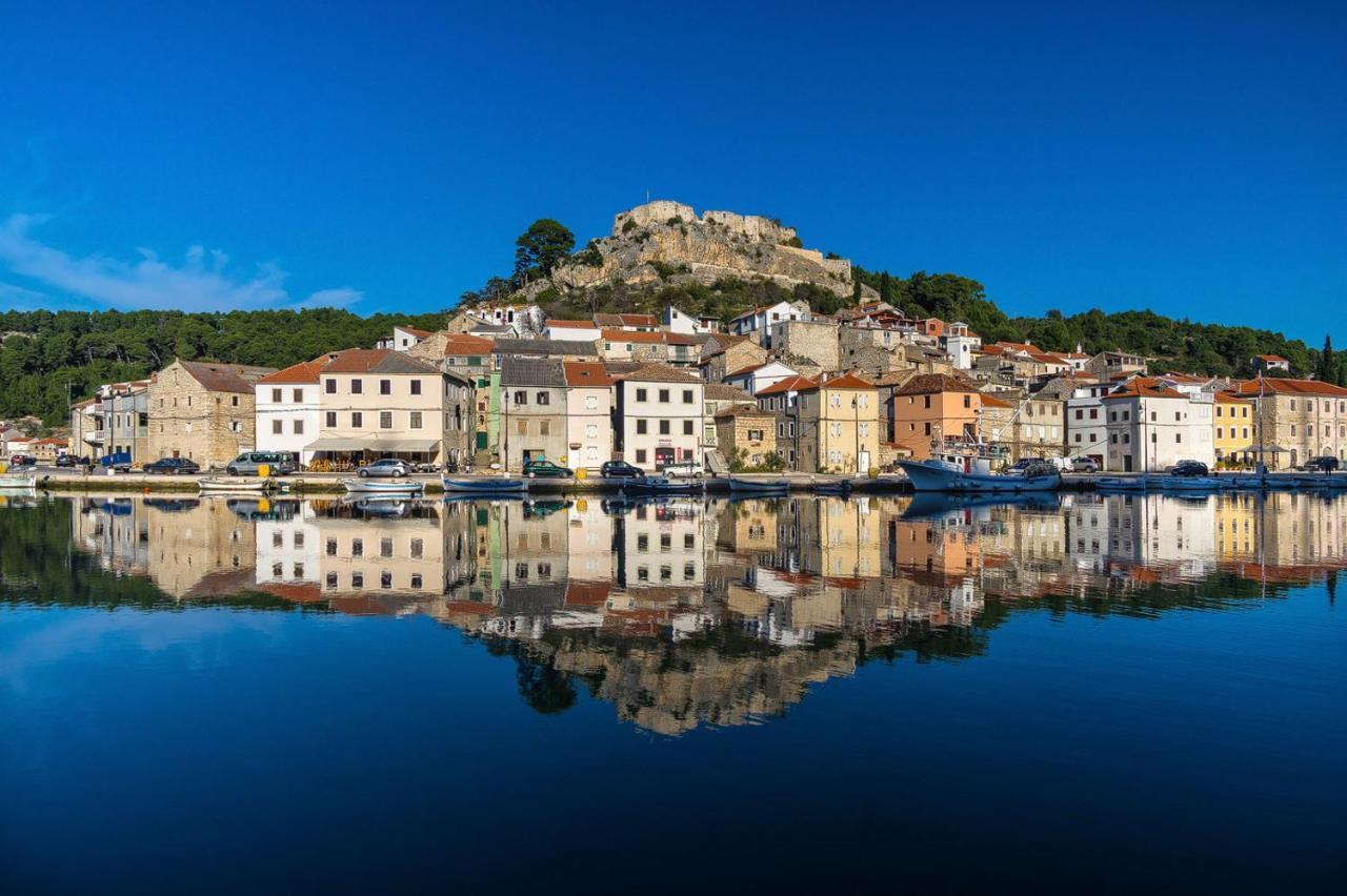Hotel Rooms Roccia Novigrad  Екстериор снимка